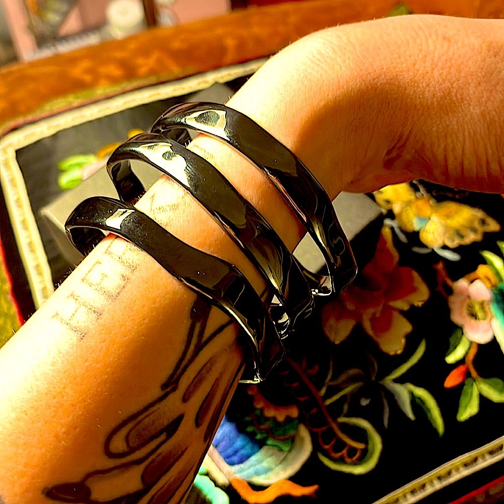 NIB H by Halston set of 3 gunmetal silver Abstract Bangles